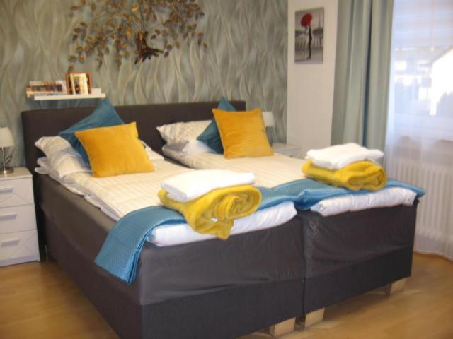 Diamond House Deluxe 6 Koblenz Appartement Koblenz  Buitenkant foto